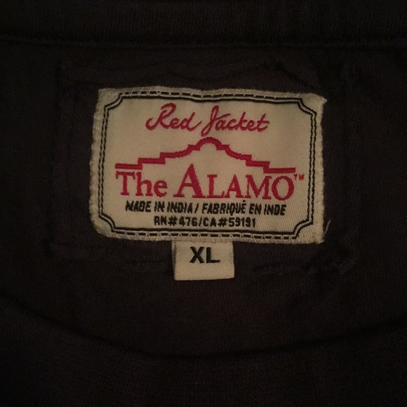 Red jacket - Picture 7 of 9